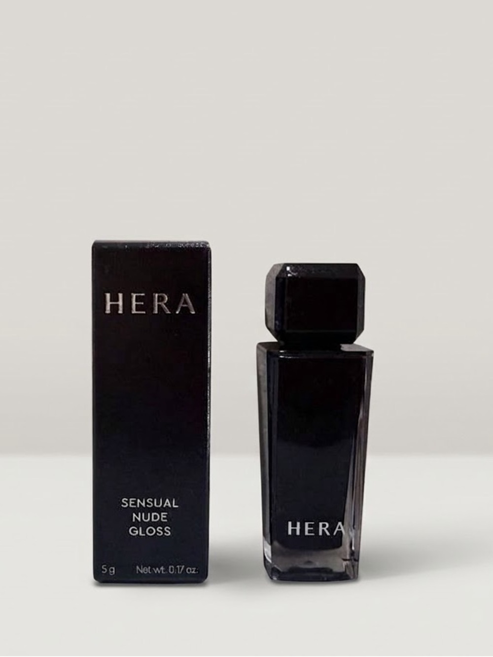 Hera 211 Glimmer Sensual Nude Gloss